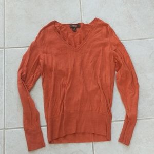 Victor Alfaro medium burnt orange sweater